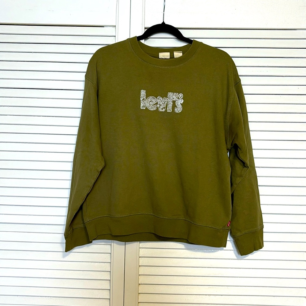 Levi’s army green crew neck sweater